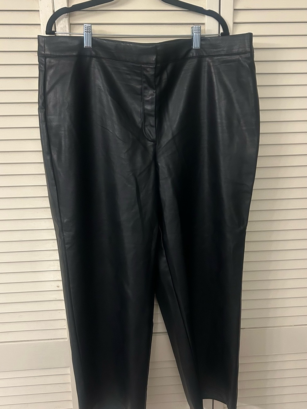 Black Faux Leather Ankle Pants - Sleek Cropped Trousers